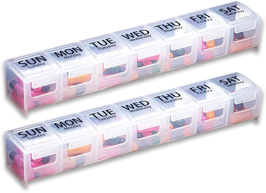 GMS Cotygodniowy Pill Organizator - 7- Day Oznaczony pojemnik na składniki odżywcze na suplementy, witaminy i leki - Bezpieczne zamki - Idealny do codziennego użytku i podróży - Wyczyść - 2 Pack