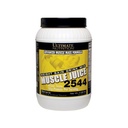 Ultimate Nutrition Muscle Juice, Weight Gain Drink Mix - Mass Gainer Workout Proszek dla mężczyzn i kobiet - Suplement do Lean Muscle Growth & Immune Support z 55 g białka - Banana, 4.96lb